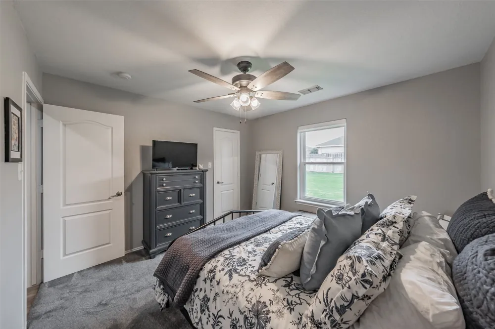 7403 Fossil Lake Drive Arlington, TX 76002