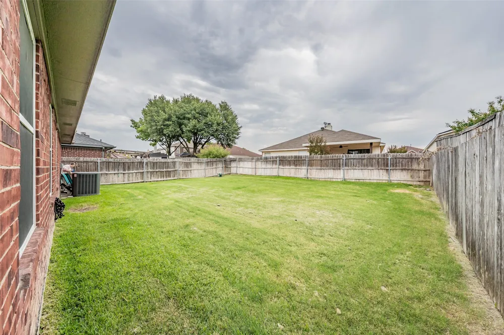 7403 Fossil Lake Drive Arlington, TX 76002