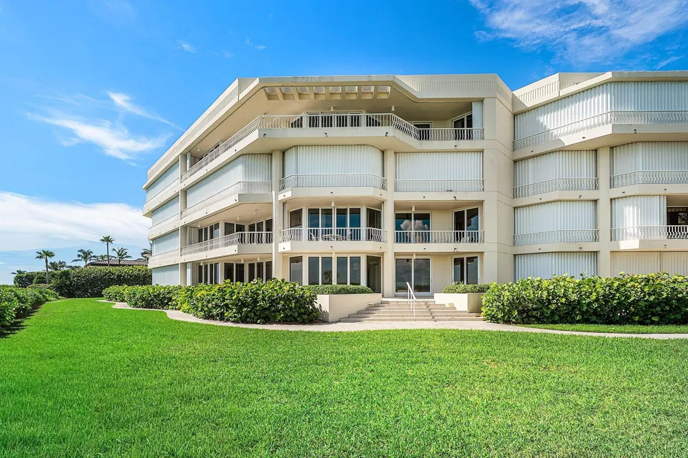 3001 SE Island Point Lane #12 Stuart, FL 34996