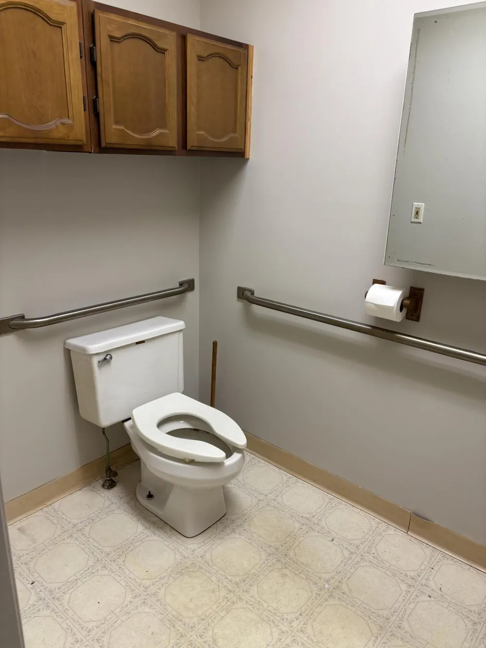 207 W Monroe Street Bangor, MI 49013