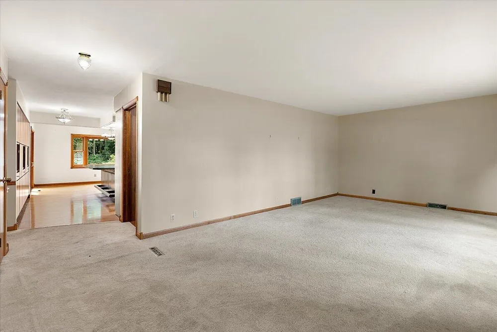 28193 60th Avenue Antwerp Township, MI 49065