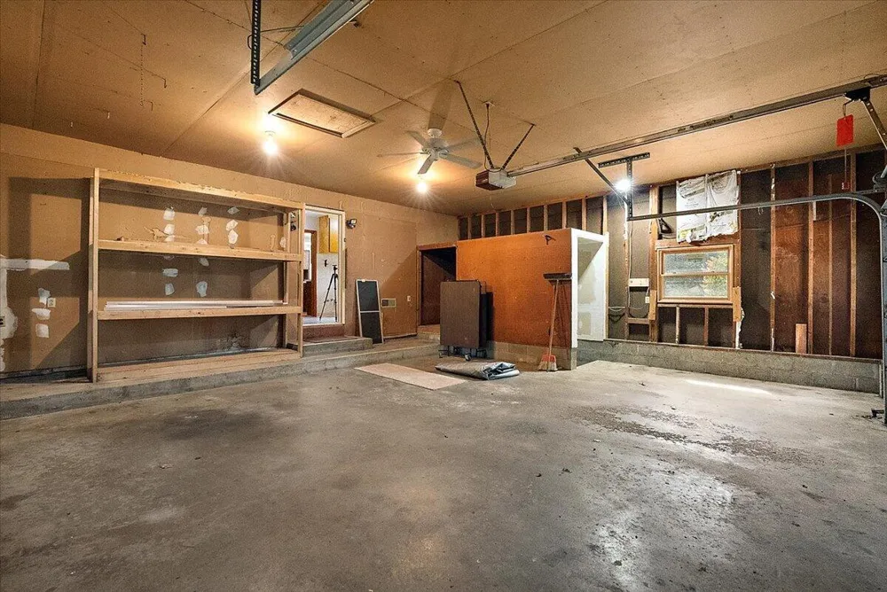 28193 60th Avenue Antwerp Township, MI 49065