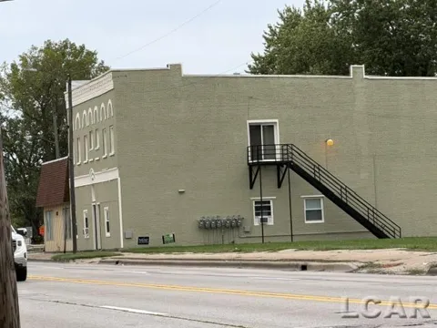 313 W Adrian Street