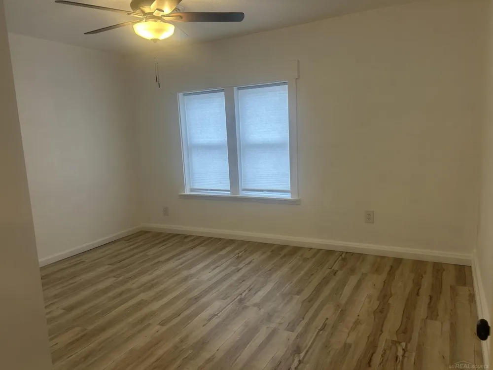 1473 Division Street Muskegon City, MI 49441