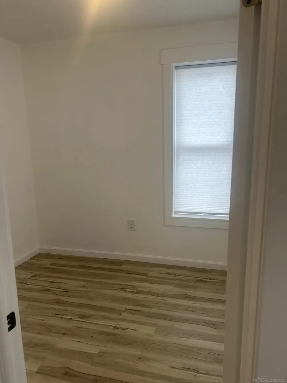 1473 Division Street Muskegon City, MI 49441