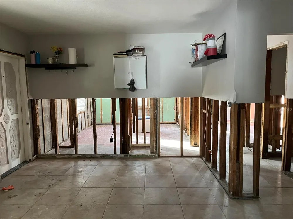 4017 S RENELLIE DRIVE Tampa, FL 33611