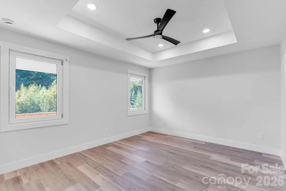 308 Caldwell Avenue Newton, NC 28658