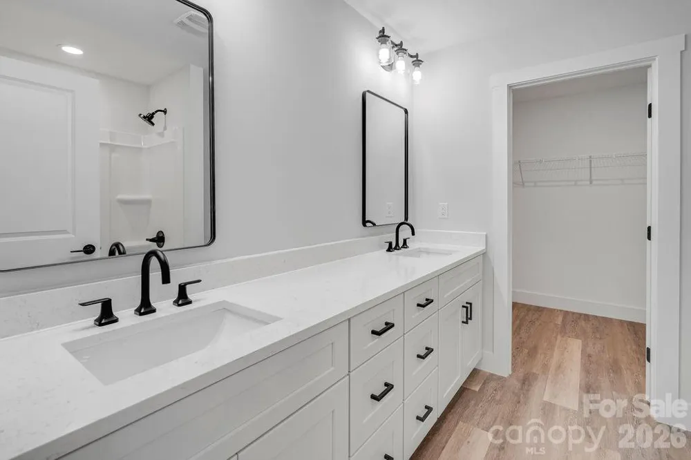 308 Caldwell Avenue Newton, NC 28658