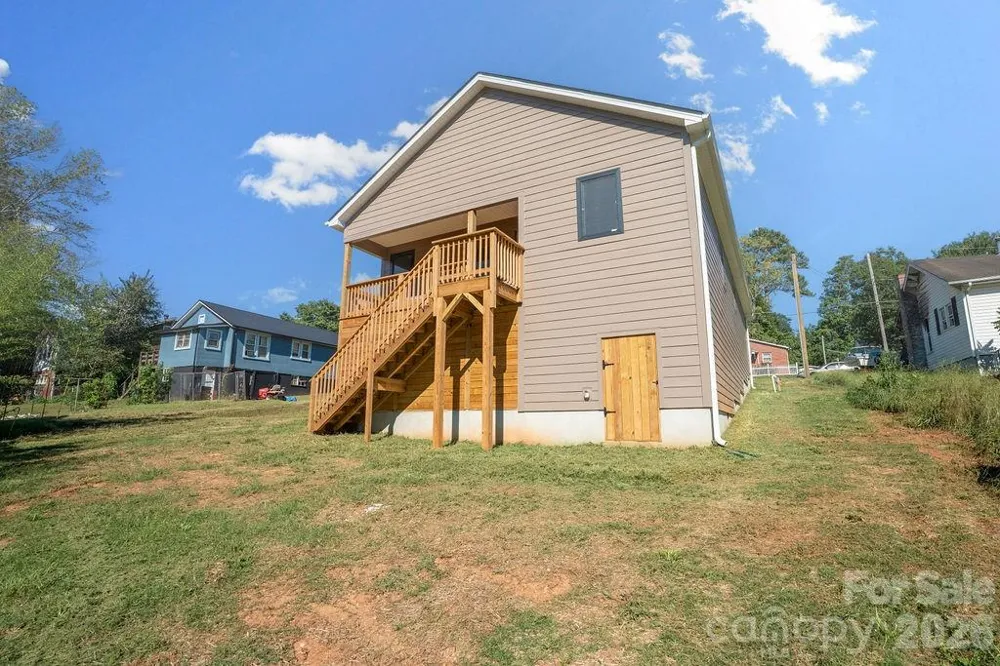 308 Caldwell Avenue Newton, NC 28658