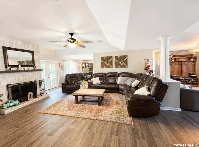 3303 TRIPLE MDWS San Antonio, TX 78263