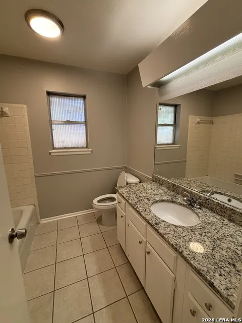 105 Travertine Ln Unit A Castle Hills, TX 78213