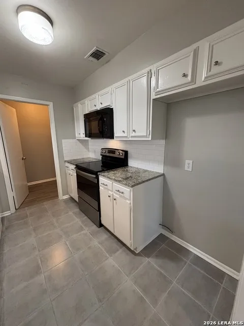 105 Travertine Ln Unit A Castle Hills, TX 78213