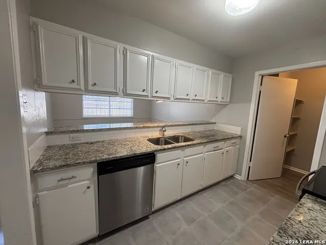 105 Travertine Ln Unit A Castle Hills, TX 78213