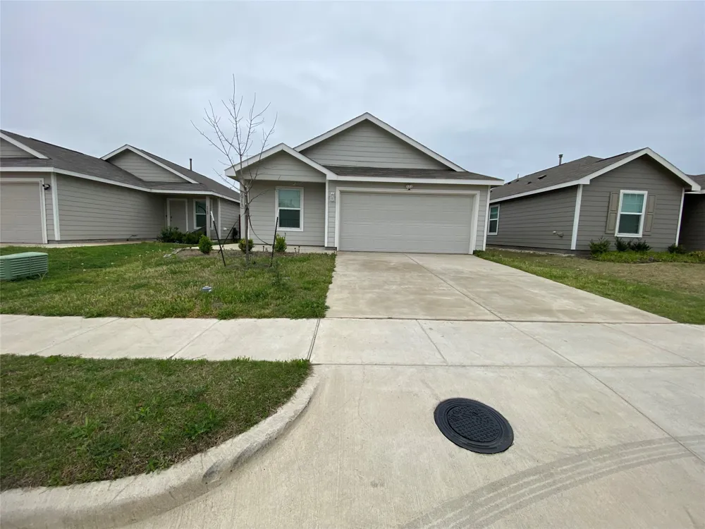 5911 Nyquist Way Forney, TX 75126