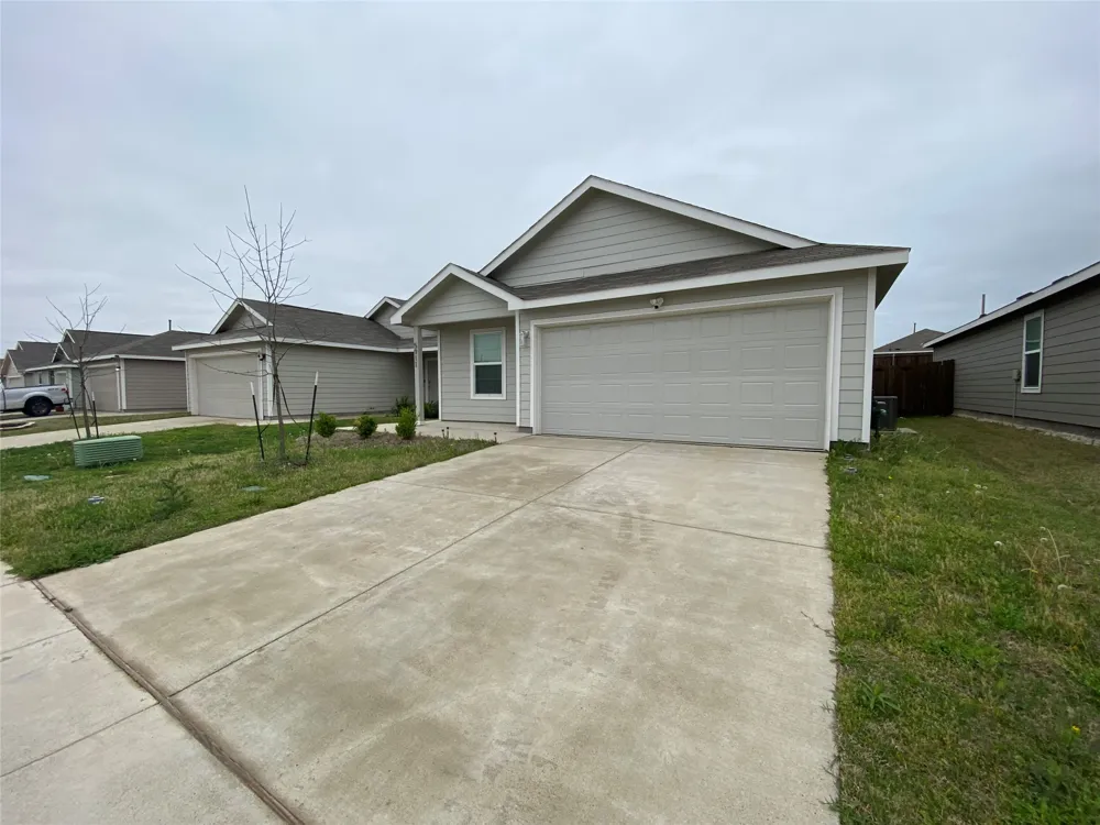 5911 Nyquist Way Forney, TX 75126