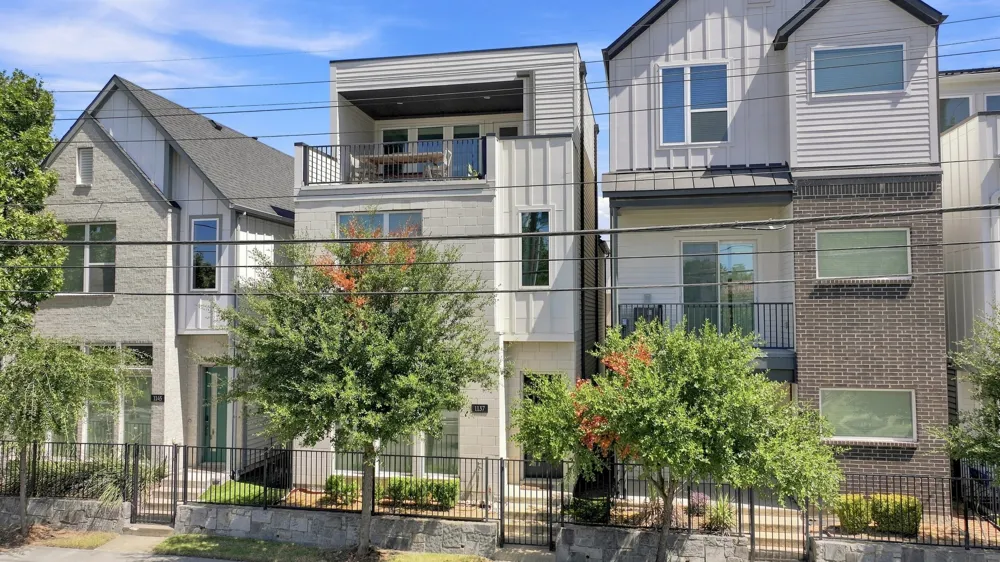 1137 Manderly Court Dallas, TX 75204