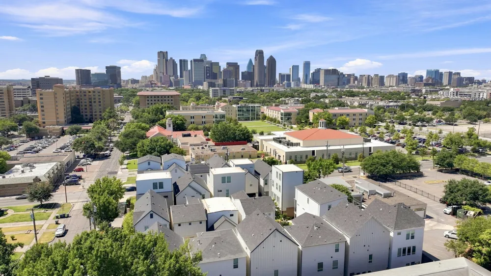 1137 Manderly Court Dallas, TX 75204
