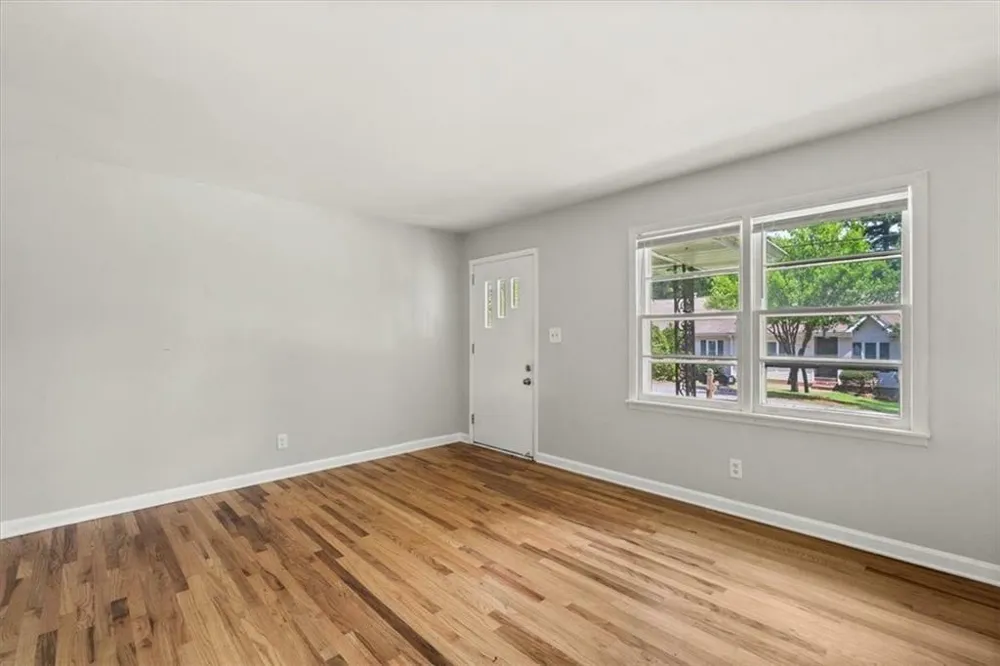 220 Opal Drive Roswell, GA 30075