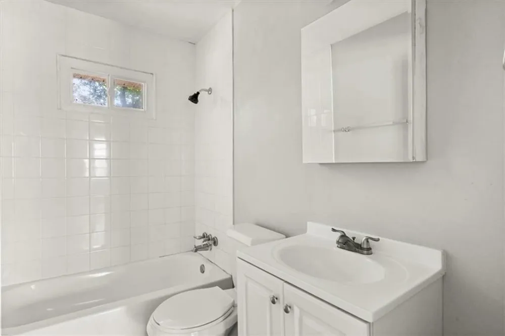 220 Opal Drive Roswell, GA 30075