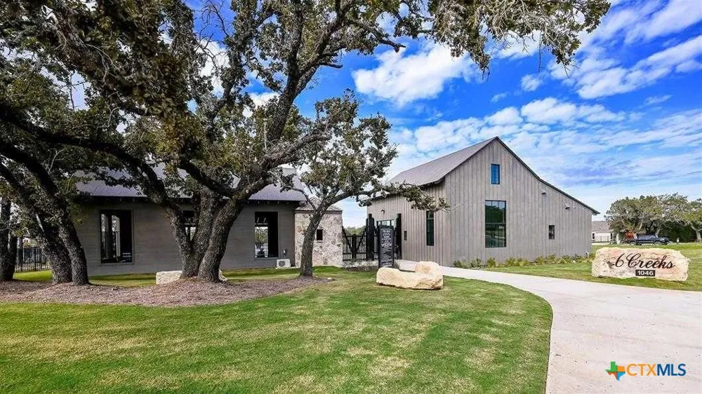 428 Tinctoria Creek Drive Kyle, TX 78640