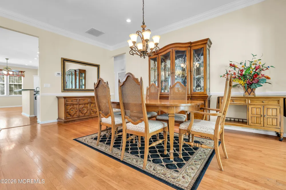 23 Summerwinds Drive Lakewood, NJ 08701