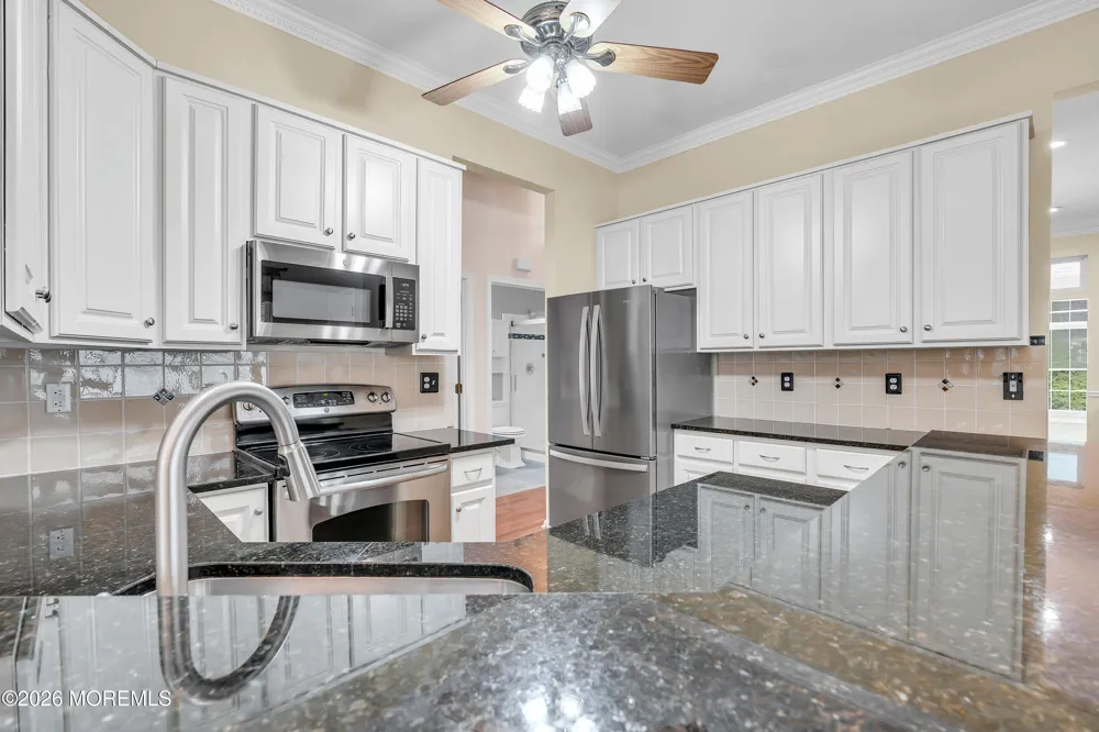 23 Summerwinds Drive Lakewood, NJ 08701