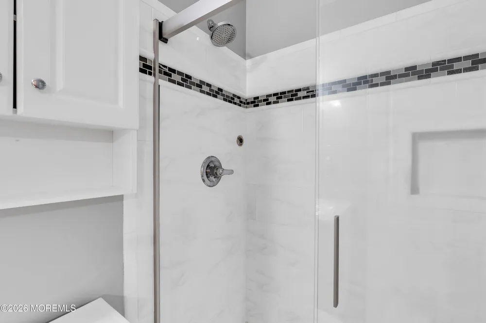 23 Summerwinds Drive Lakewood, NJ 08701