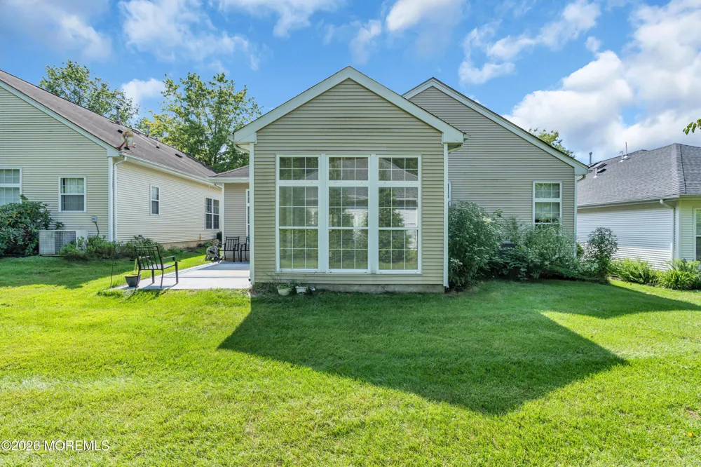 23 Summerwinds Drive Lakewood, NJ 08701