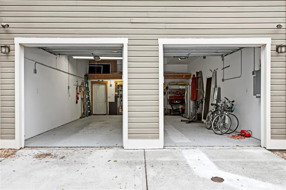 316 9TH AVENUE NE St Petersburg, FL 33701
