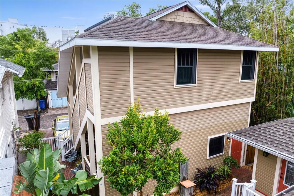 316 9TH AVENUE NE St Petersburg, FL 33701