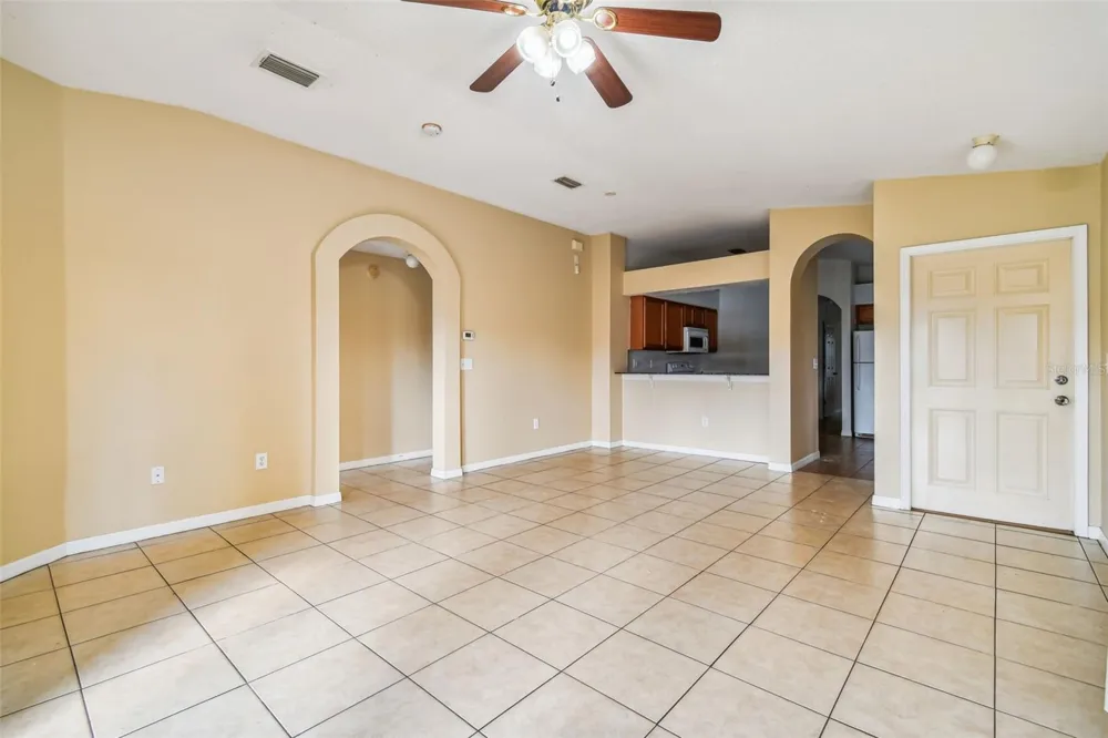 7956 CARRIAGE POINTE DRIVE Gibsonton, FL 33534