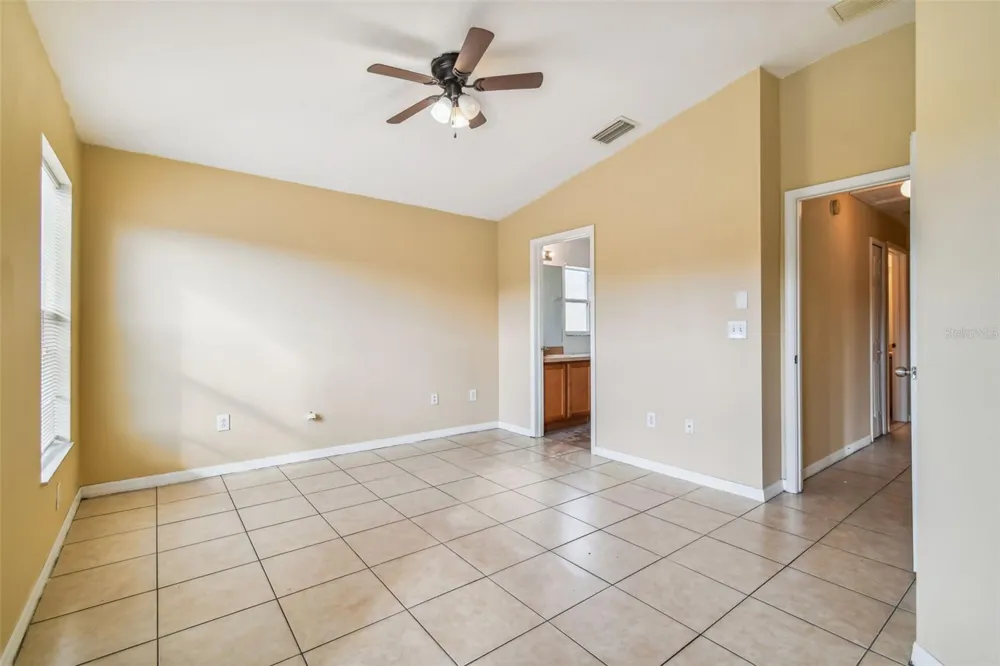 7956 CARRIAGE POINTE DRIVE Gibsonton, FL 33534