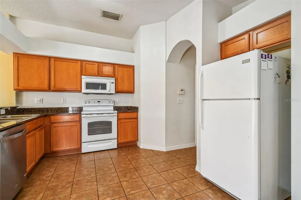 7956 CARRIAGE POINTE DRIVE Gibsonton, FL 33534