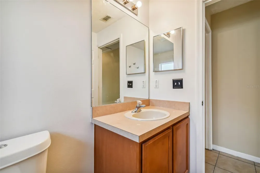 7956 CARRIAGE POINTE DRIVE Gibsonton, FL 33534