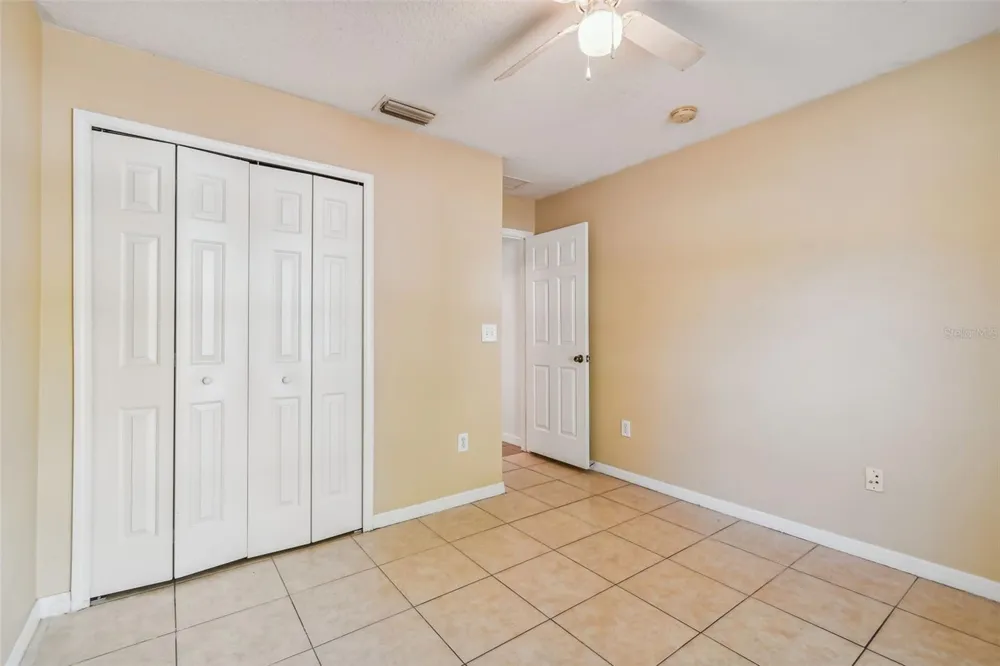 7956 CARRIAGE POINTE DRIVE Gibsonton, FL 33534