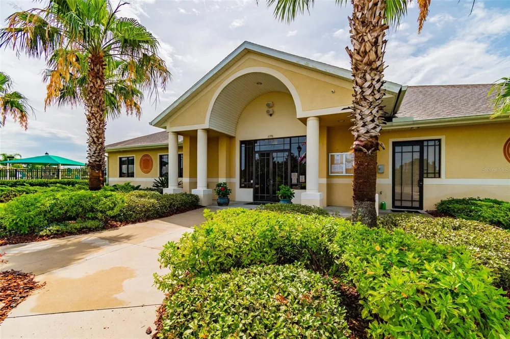 7956 CARRIAGE POINTE DRIVE Gibsonton, FL 33534