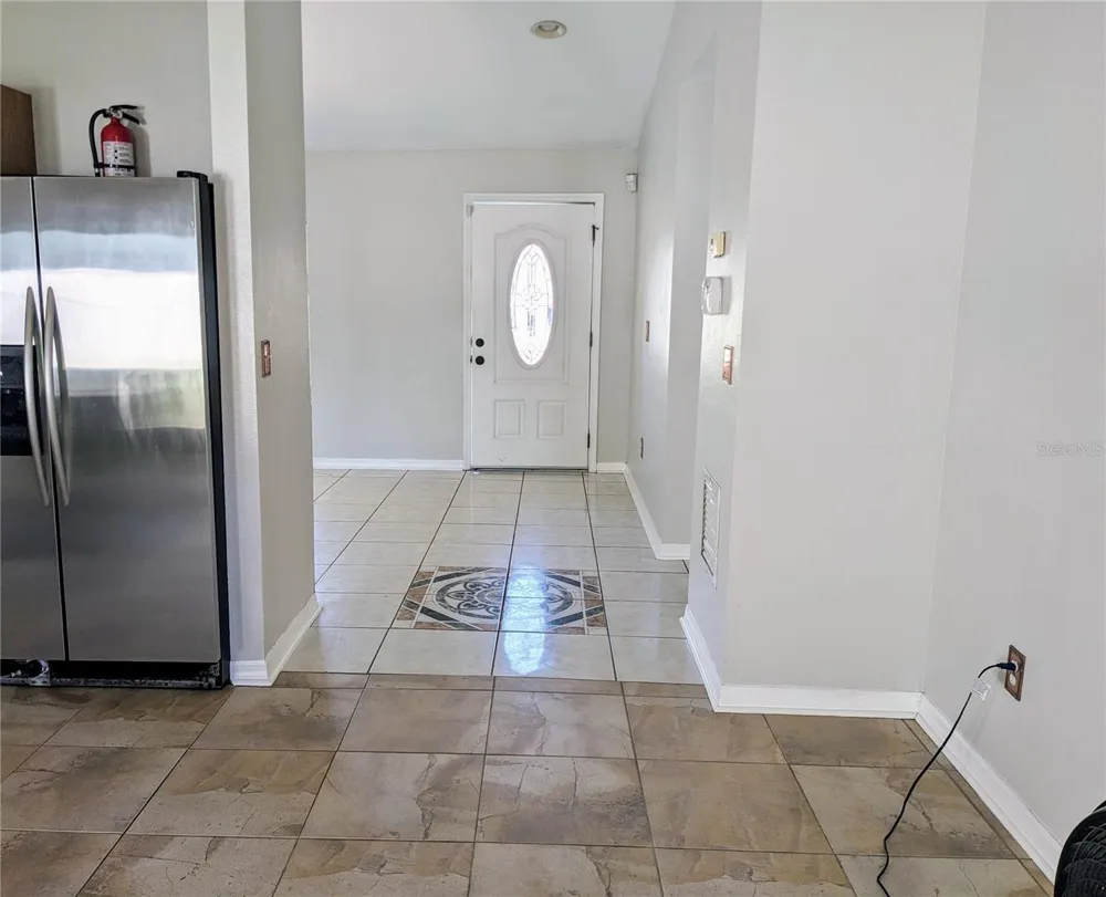 812 37TH AVENUE S St Petersburg, FL 33705