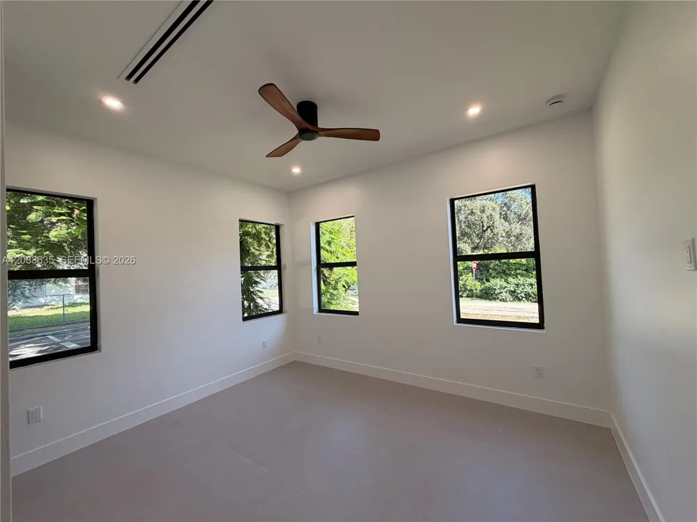 6790 SW 55th St Miami, FL 33155