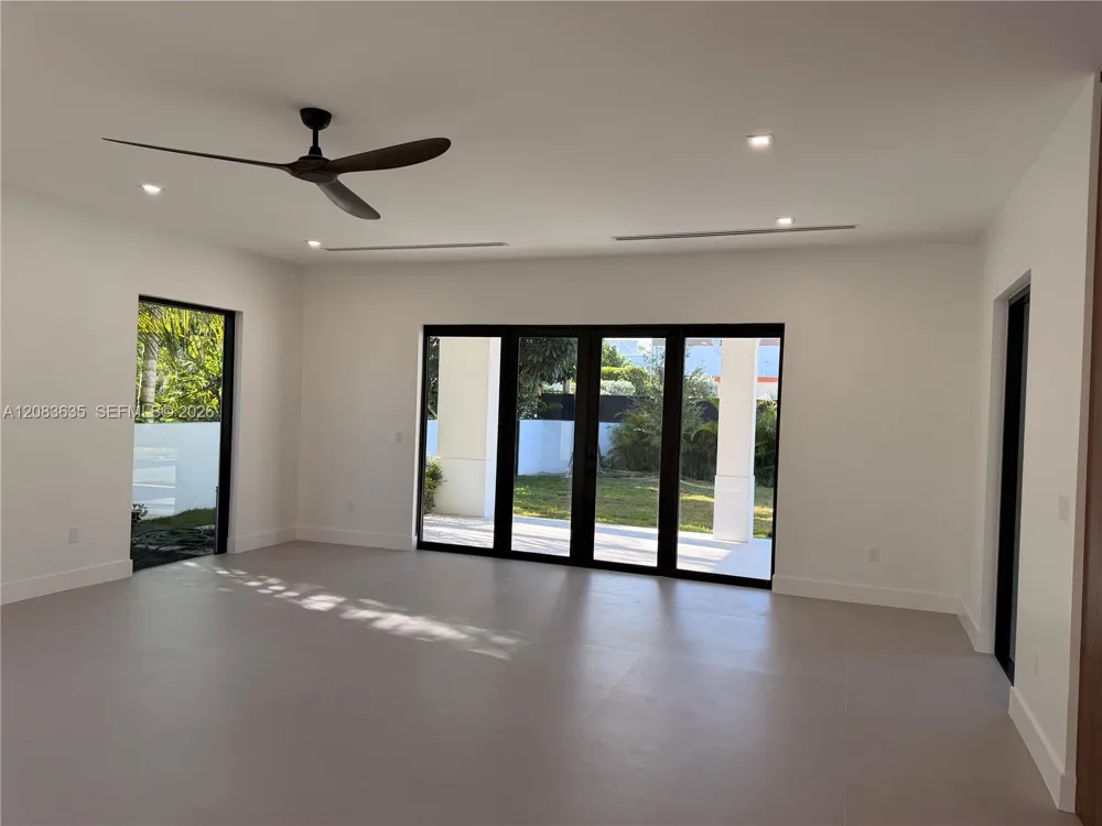 6790 SW 55th St Miami, FL 33155