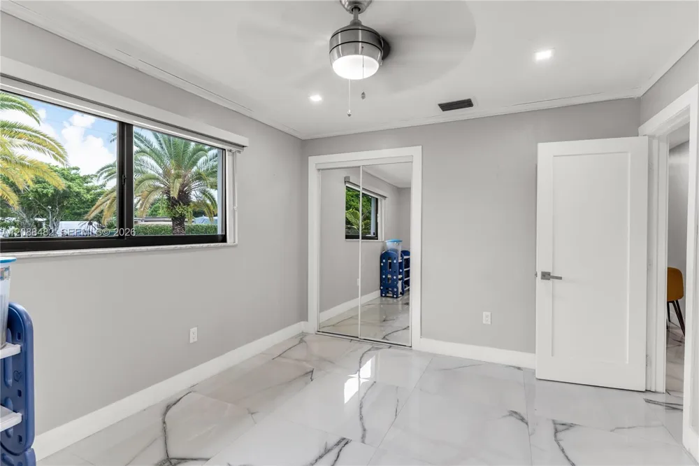 18731 SW 87th Ave Cutler Bay, FL 33157