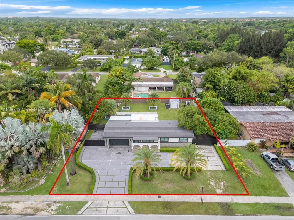 18731 SW 87th Ave Cutler Bay, FL 33157