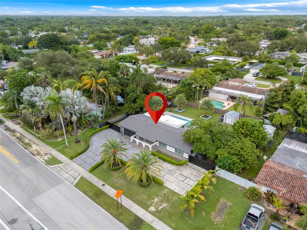 18731 SW 87th Ave Cutler Bay, FL 33157