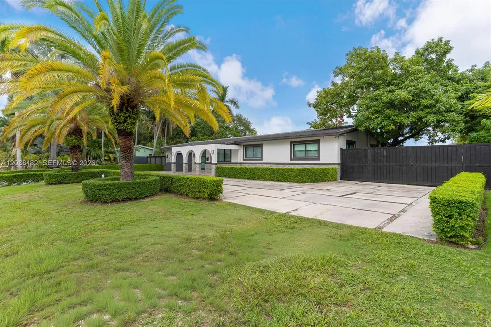 18731 SW 87th Ave Cutler Bay, FL 33157