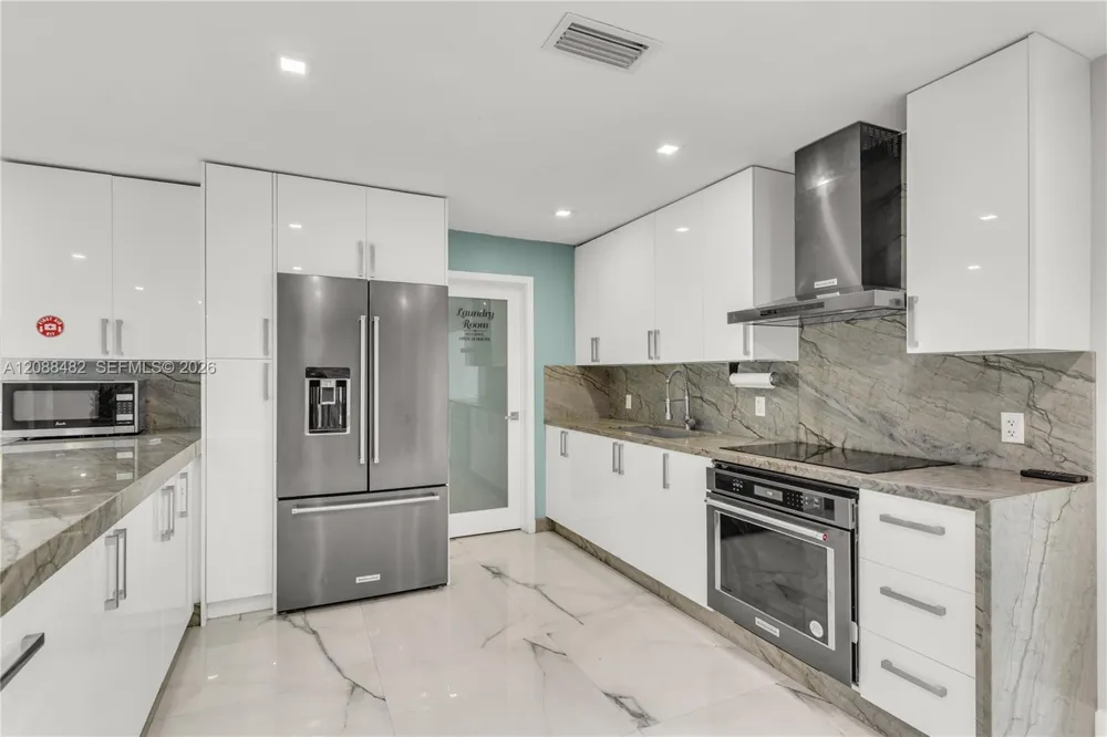 18731 SW 87th Ave Cutler Bay, FL 33157
