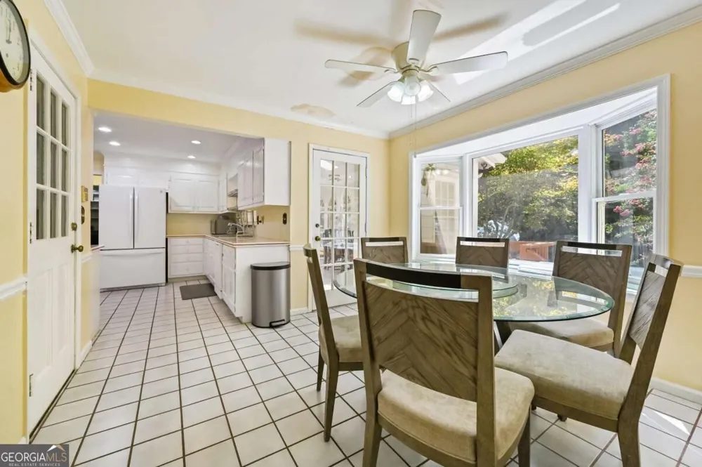 85 Shadow Lake DR SW Lilburn, GA 30047