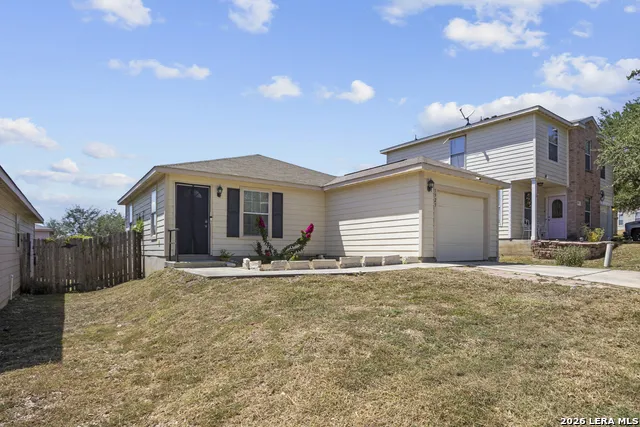 5923 Fox Cyn San Antonio, TX 78252