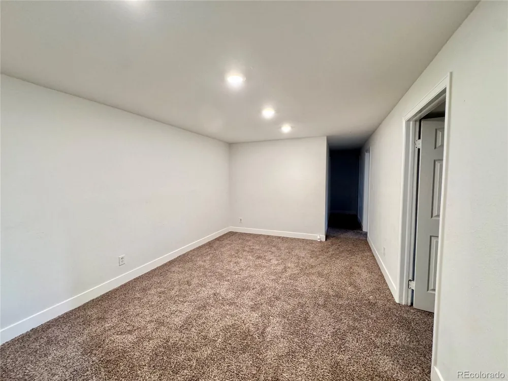 14385 Pensacola Drive Denver, CO 80239