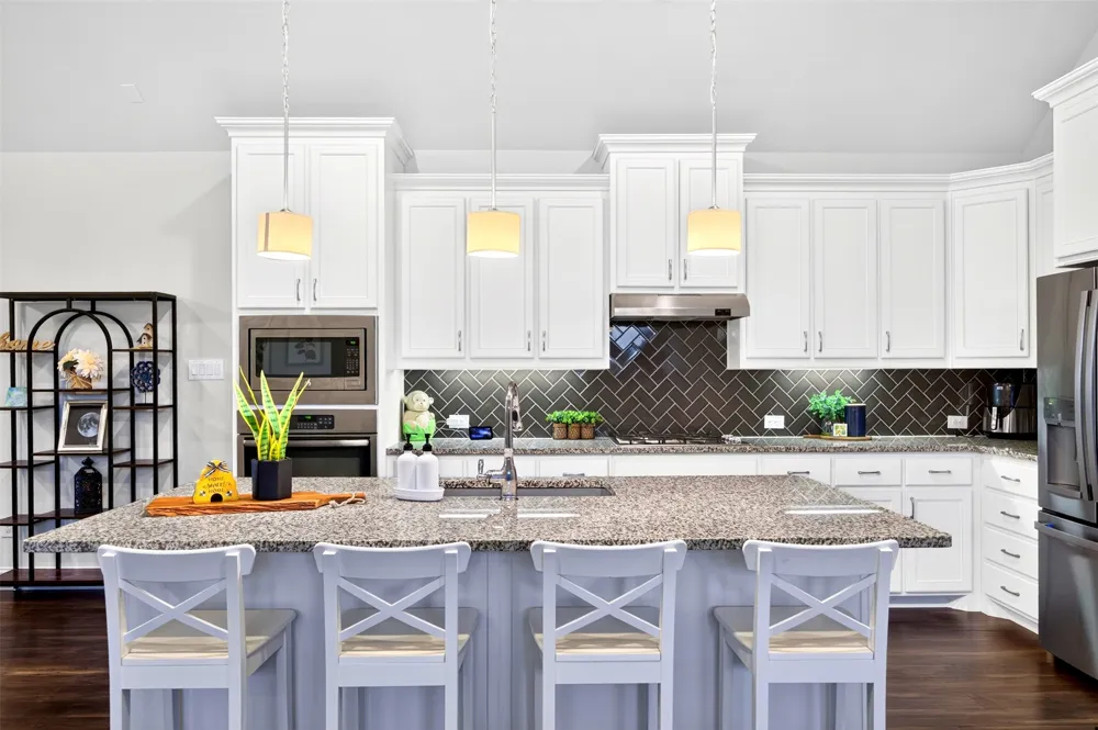 4225 Whispering Willow Way Arlington, TX 76005