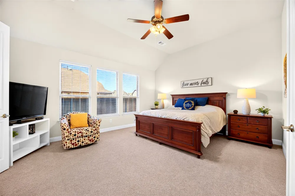 4225 Whispering Willow Way Arlington, TX 76005