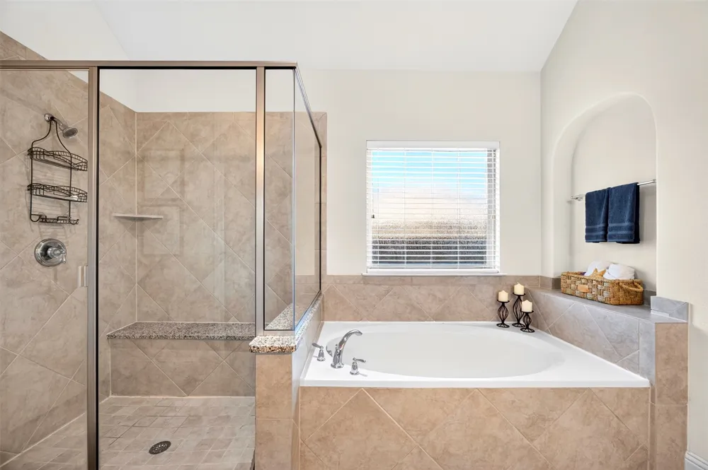 4225 Whispering Willow Way Arlington, TX 76005